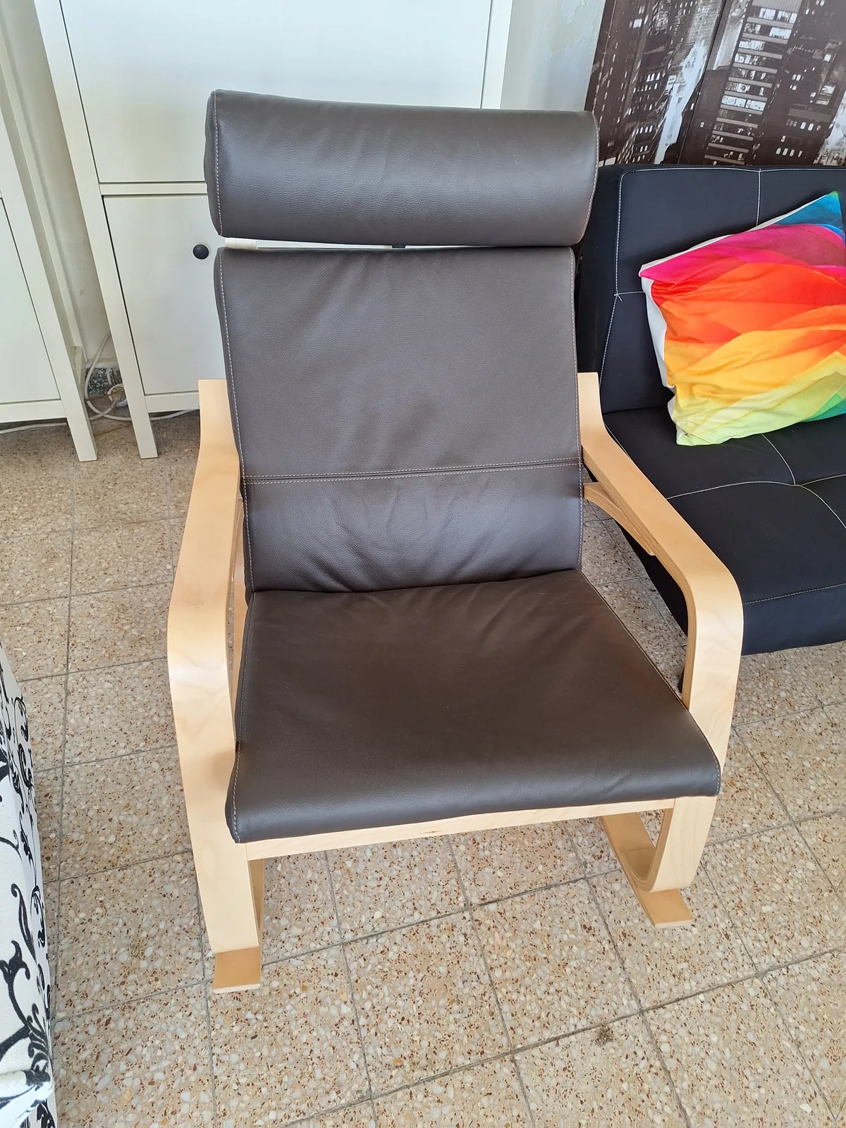 Ikeás eredeti bőr hintaszék fából bei Bútorsarok in Letenye