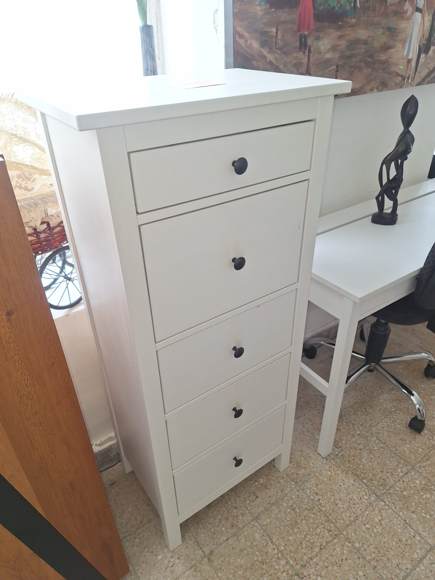 5 fiókos Ikeás Hemnes komód fehérre pácolt – 2. nézet