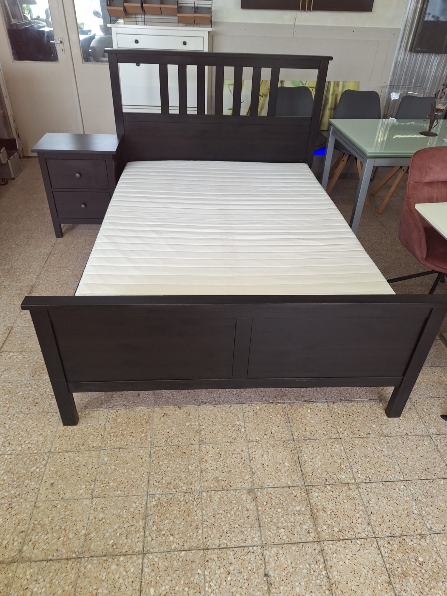 Ikeás Hemnes franciaágy 140x200cm feketére pácolt – Ansicht 4