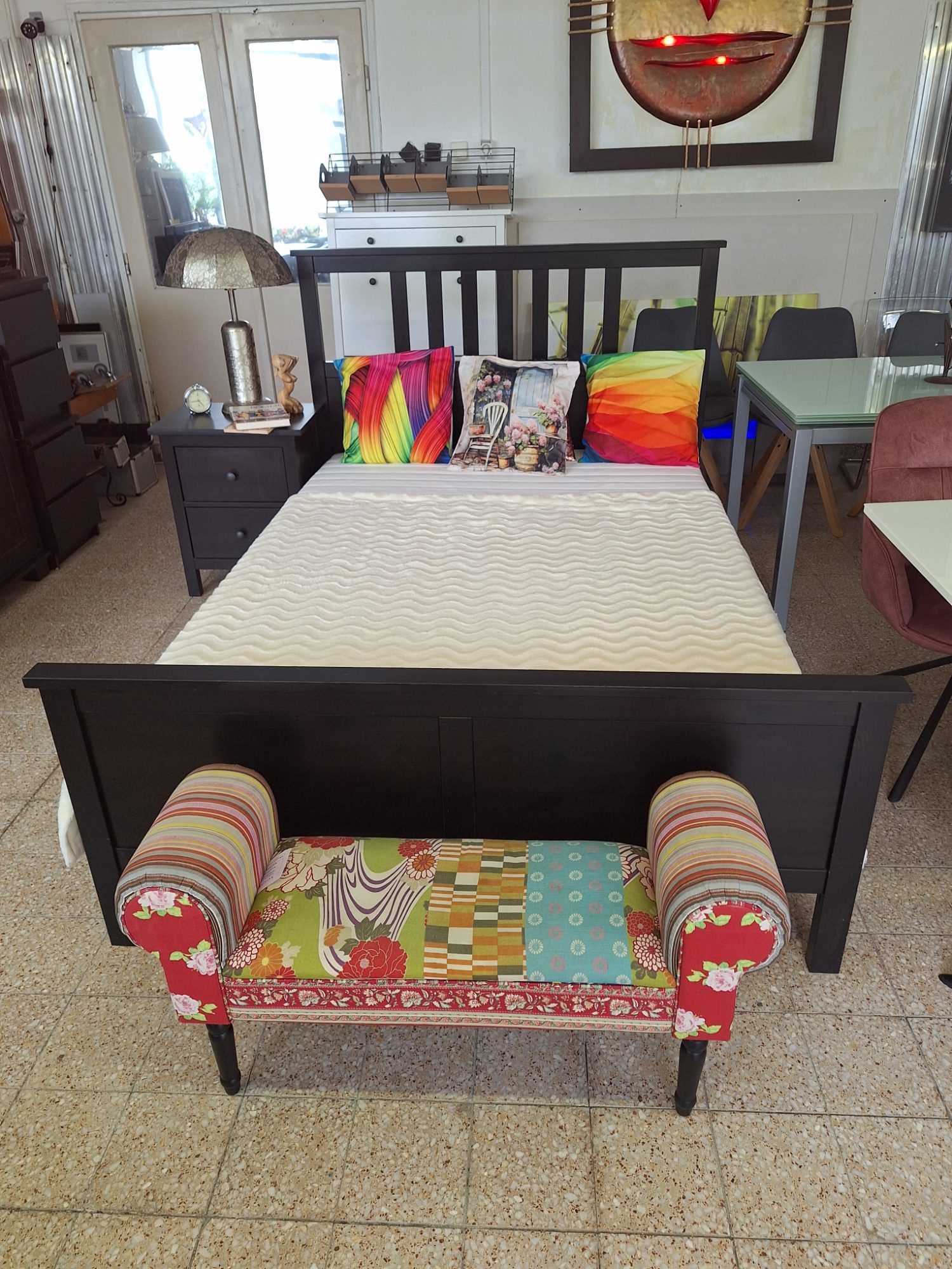 Ikeás Hemnes franciaágy 140x200cm feketére pácolt