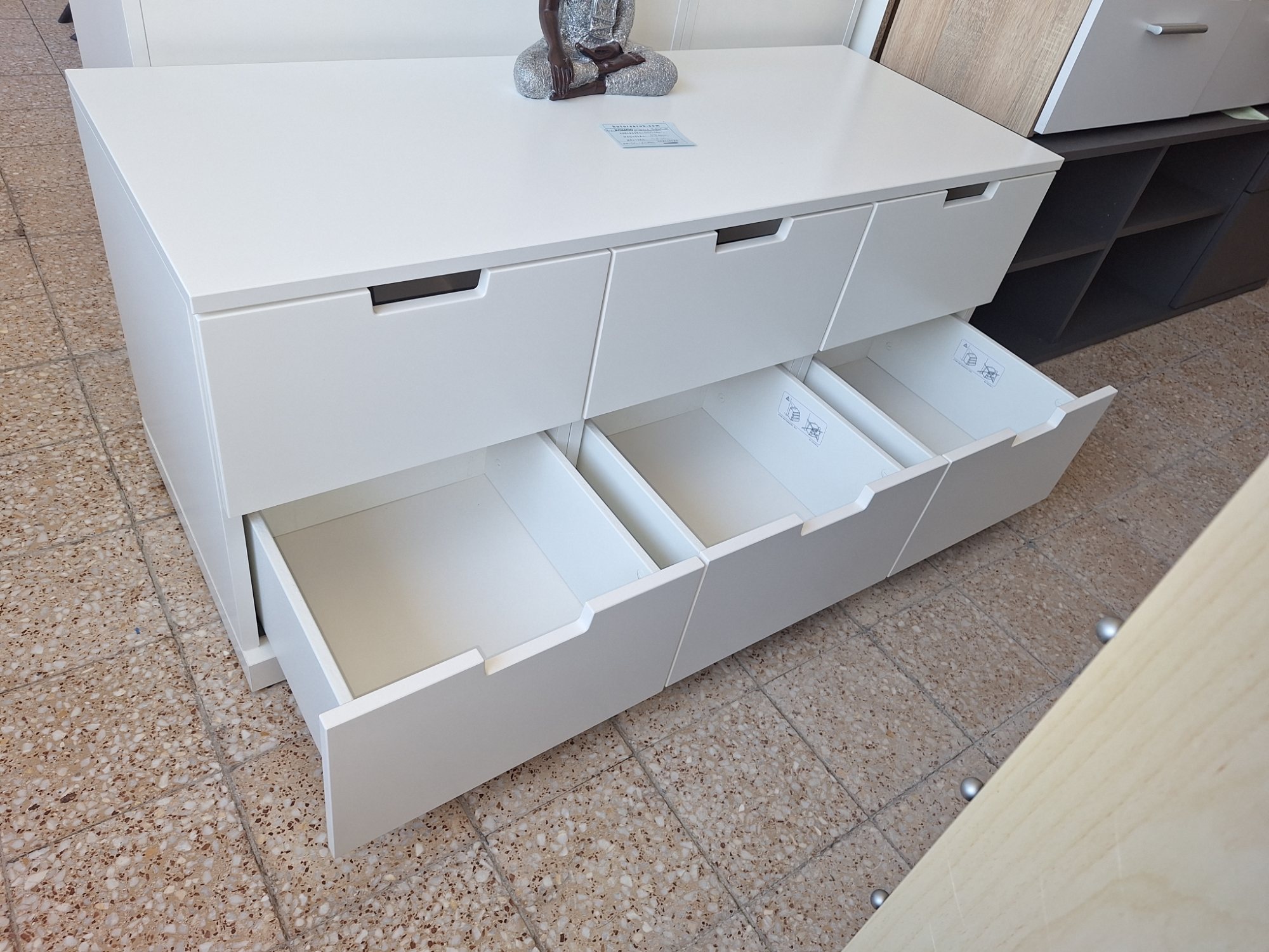 Weiße IKEA NORDLI Kommode mit sechs Schubladen – Ansicht 4